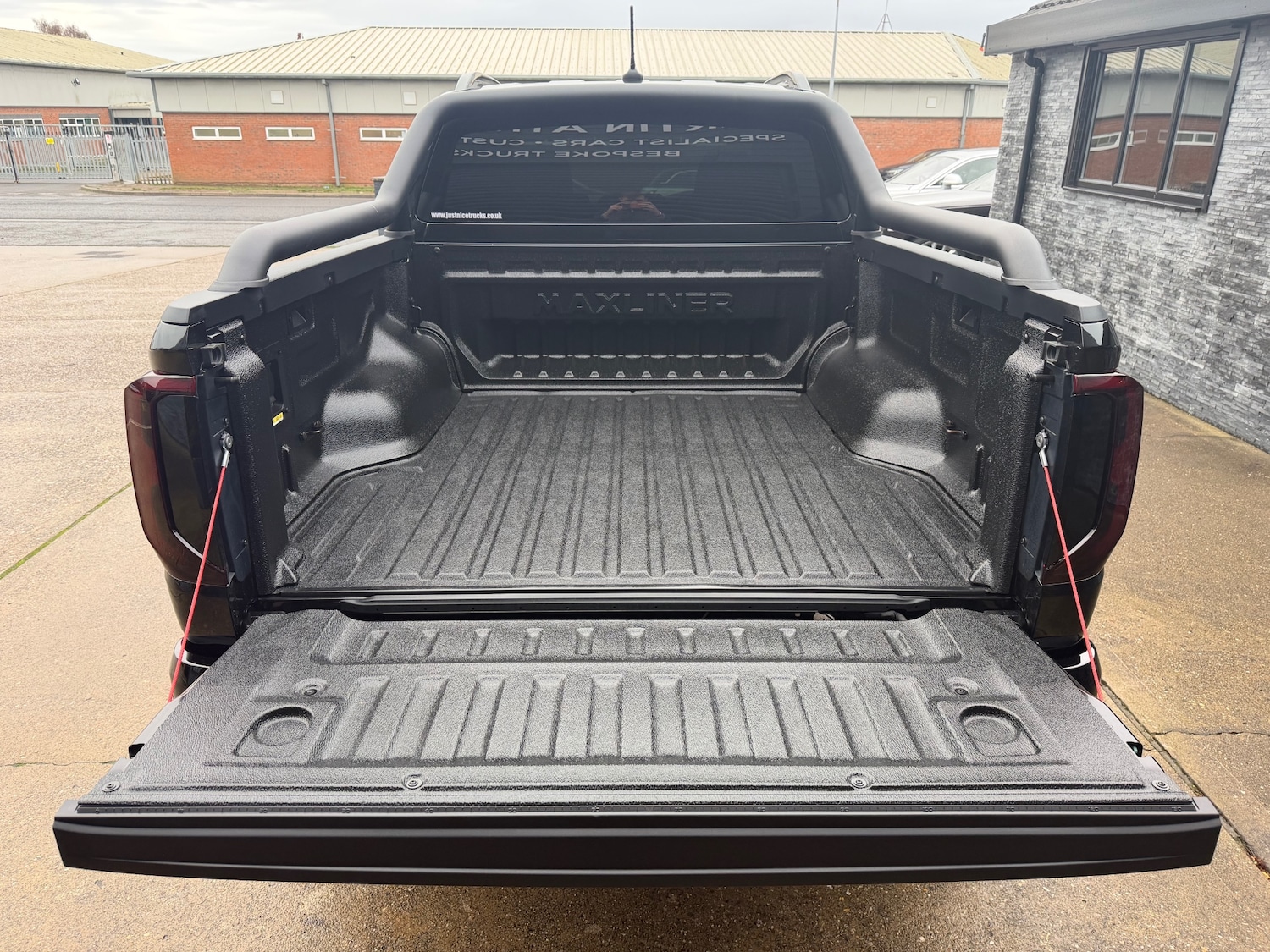 Used Volkswagen Amarok 2025 for sale - 76971589: Photo 14