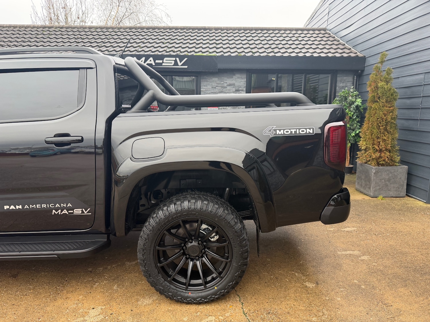 Used Volkswagen Amarok 2025 for sale - 76971589: Photo 4