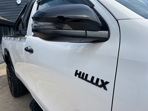 Used Toyota Hilux for sale - 75512860: Photo 14