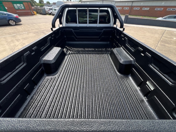 Used Toyota Hilux for sale - 75512860: Photo 23