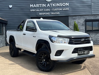 Used Toyota Hilux 2025 for sale - 75512860: Photo