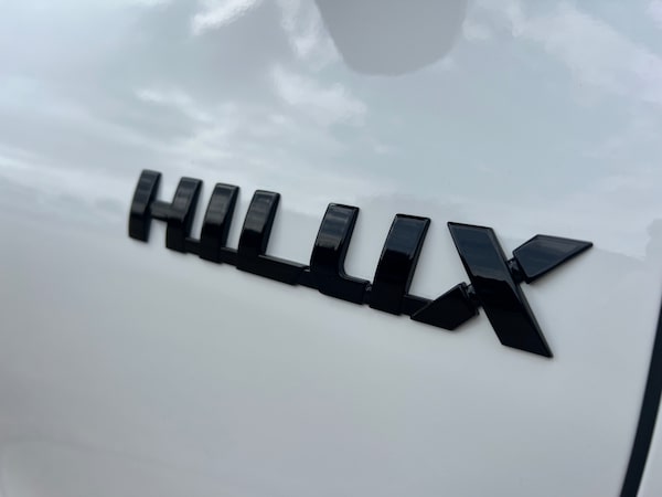 Used Toyota Hilux for sale - 75512860: Photo 30