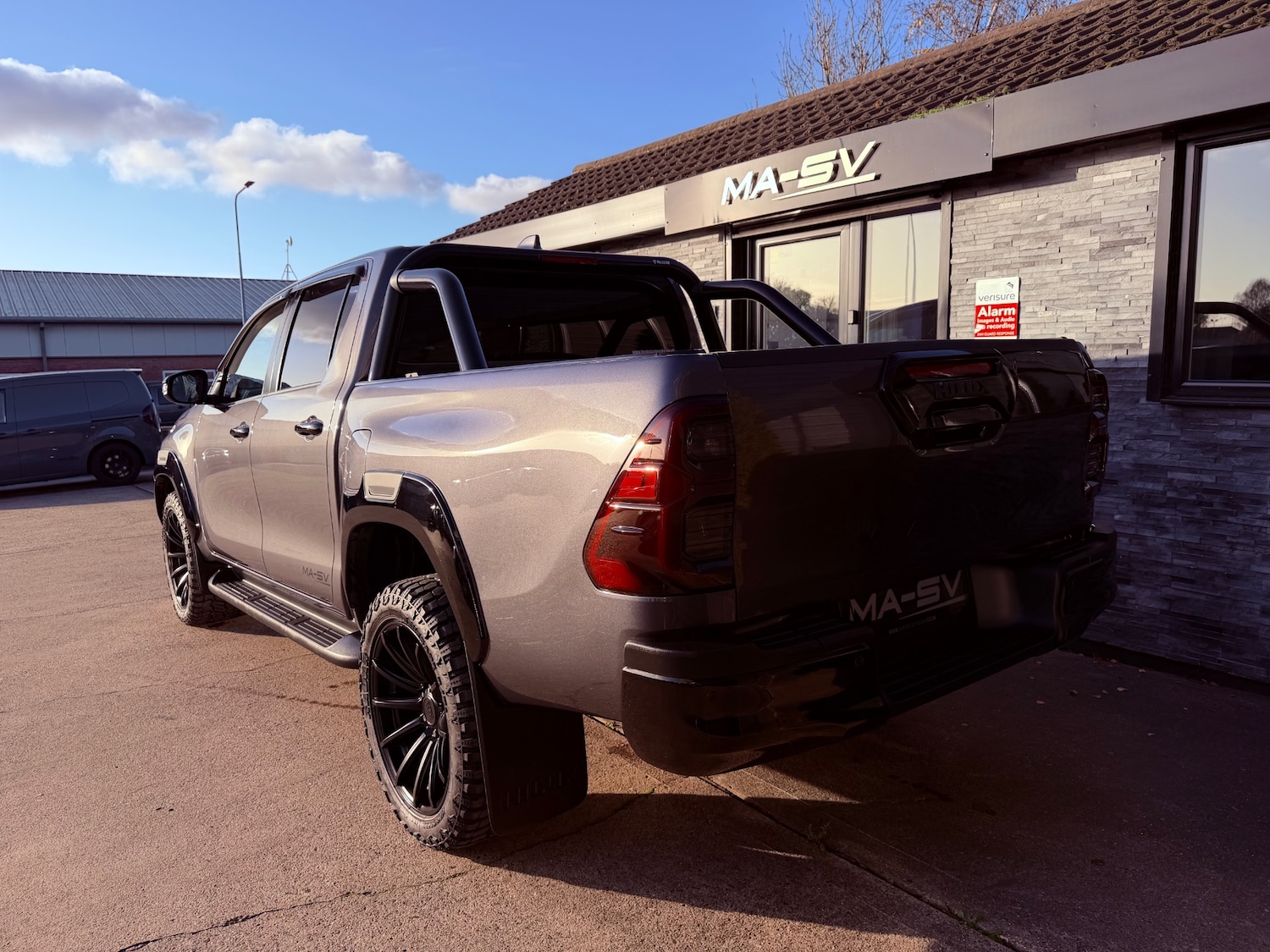 Used Toyota Hilux 2023 for sale - 76600147: Photo 16