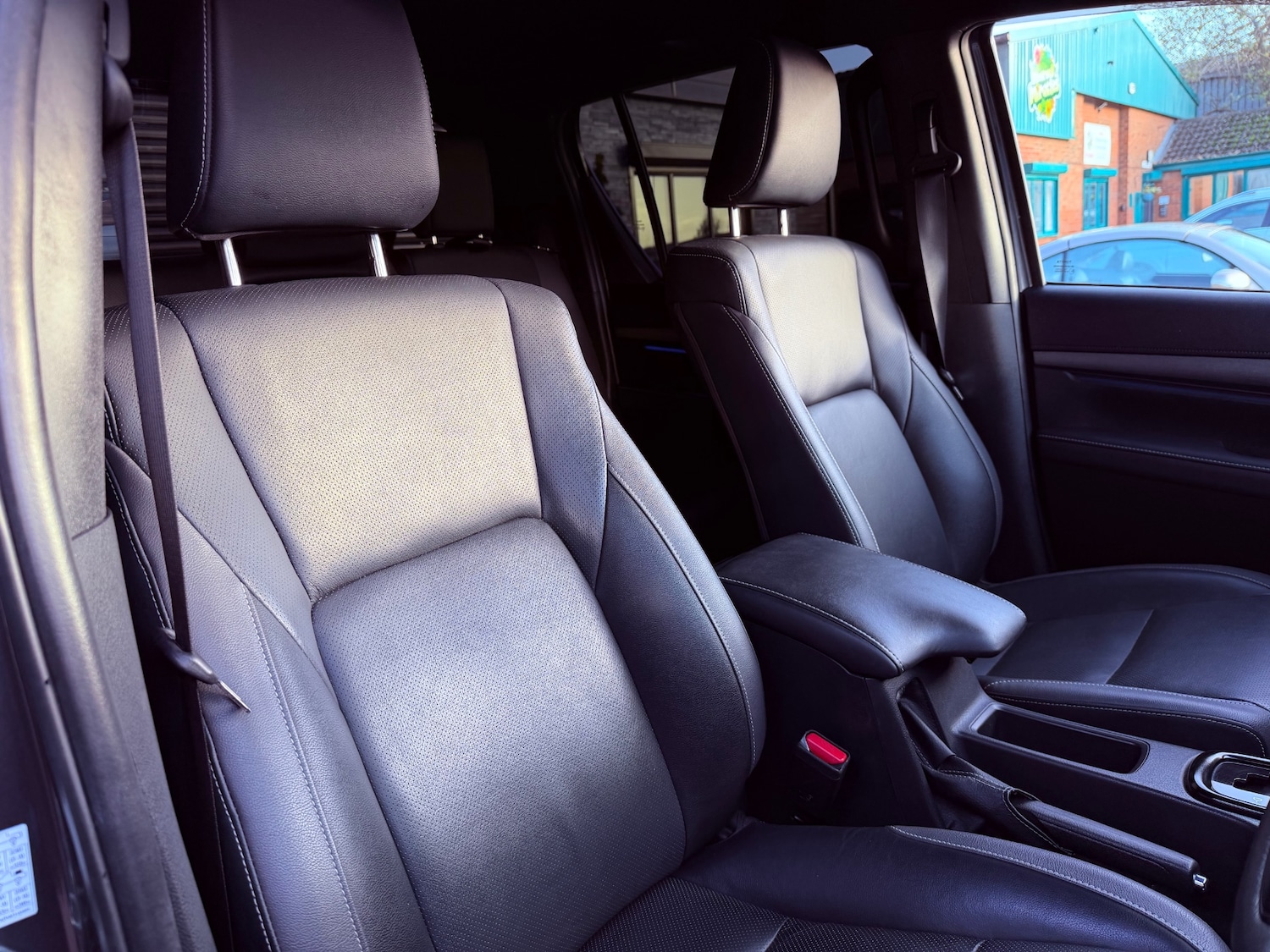 Used Toyota Hilux 2023 for sale - 76600147: Photo 20