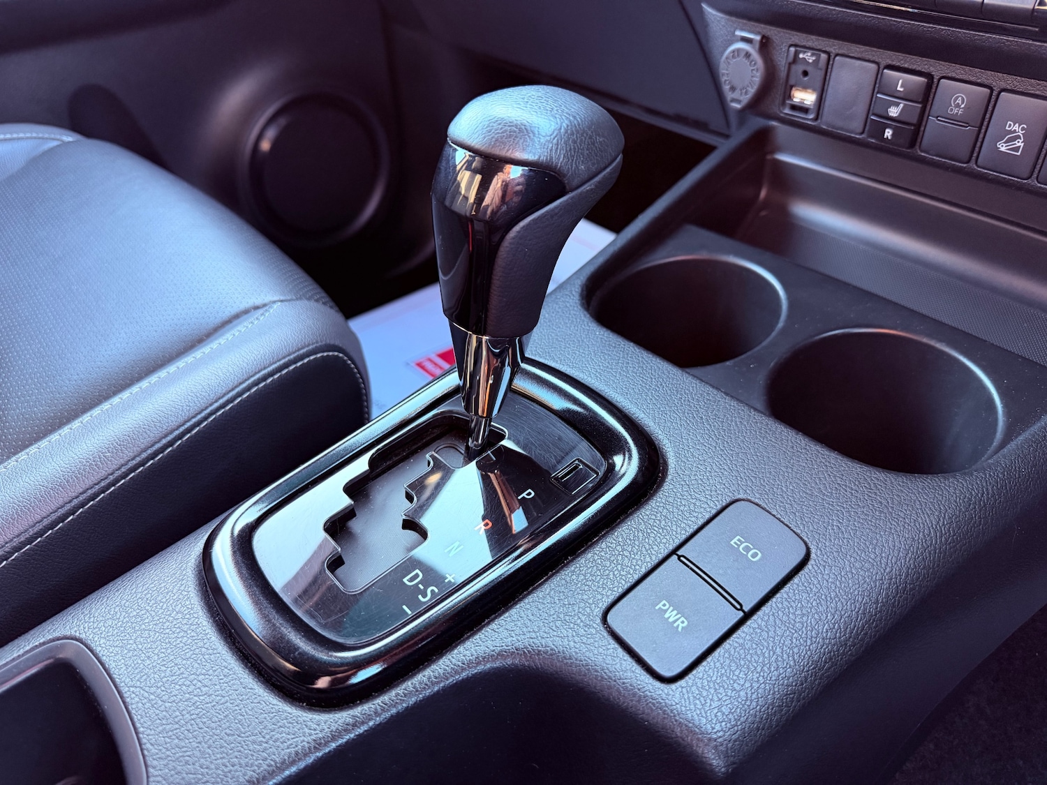 Used Toyota Hilux 2023 for sale - 76600147: Photo 29