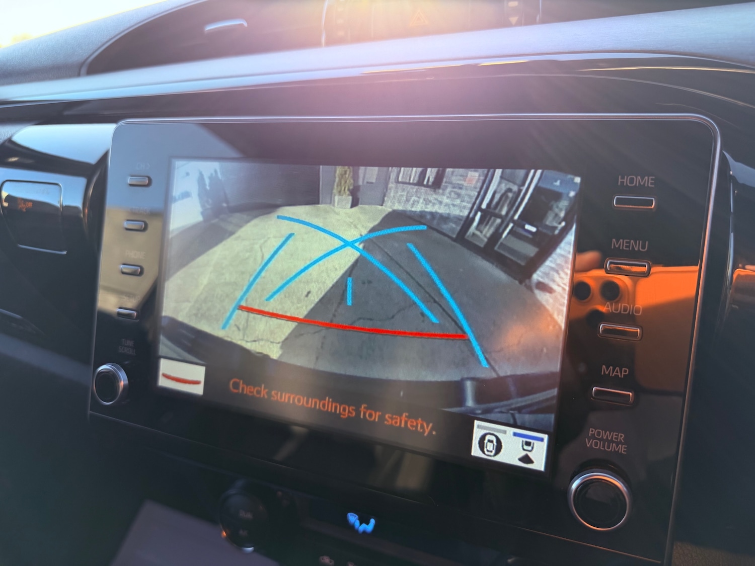 Used Toyota Hilux 2023 for sale - 76600147: Photo 31