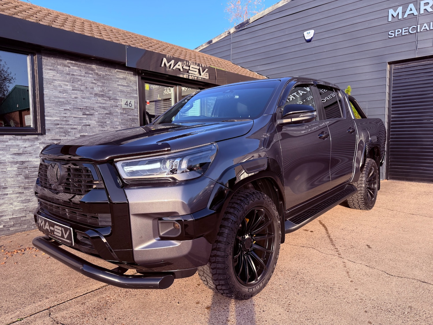 Used Toyota Hilux 2023 for sale - 76600147: Photo 32