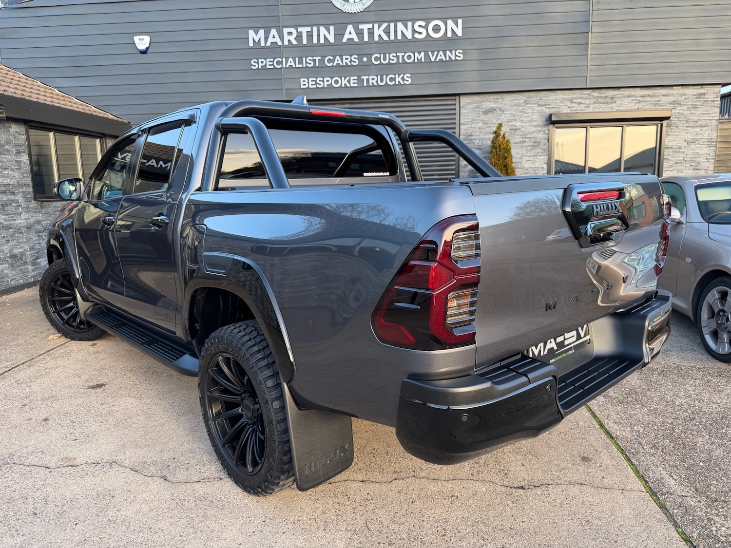 Used Toyota Hilux 2023 for sale - 76600147: Photo 5