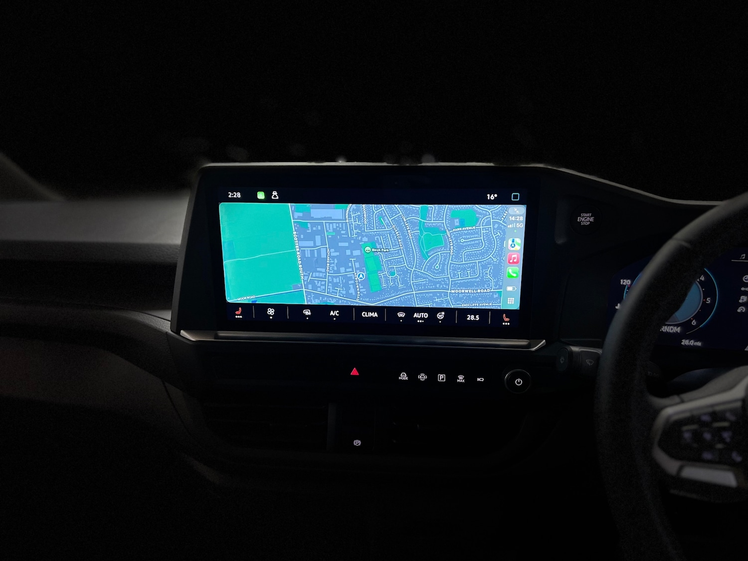 Used Volkswagen Transporter 2025 for sale - 76436156: Photo 11