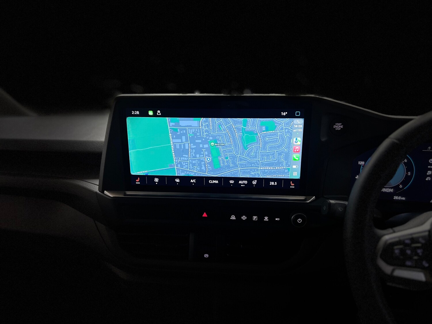 Used Volkswagen Transporter 2025 for sale - 76436156: Photo 12