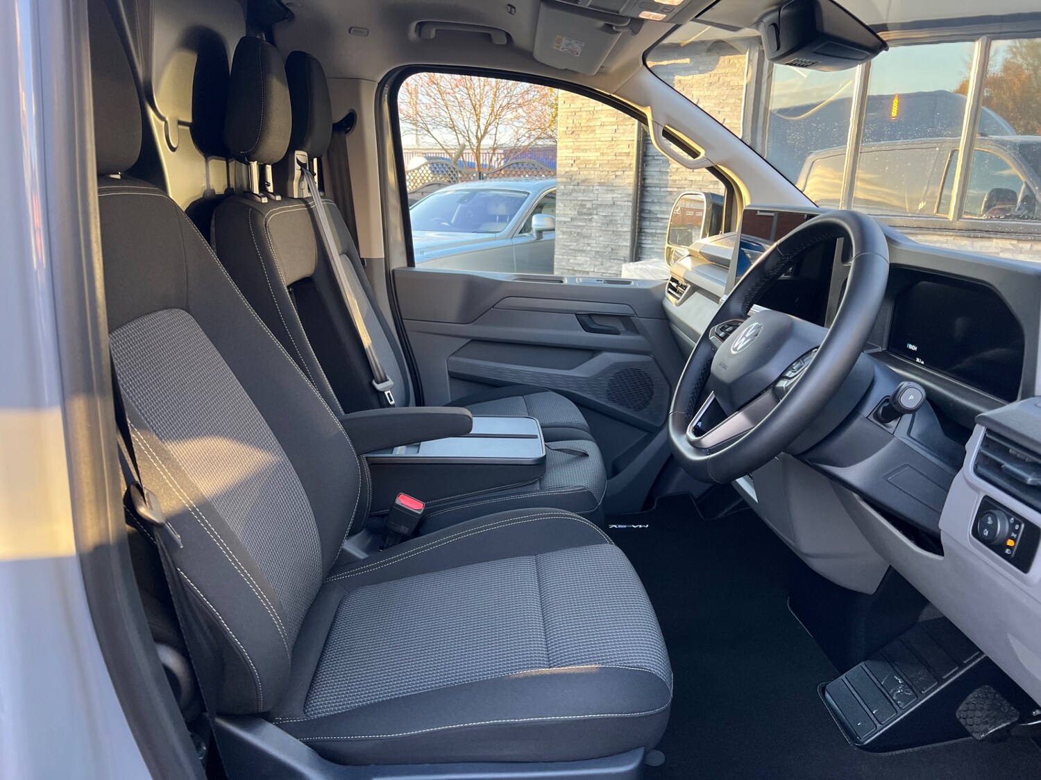 Used Volkswagen Transporter 2025 for sale - 76436156: Photo 29