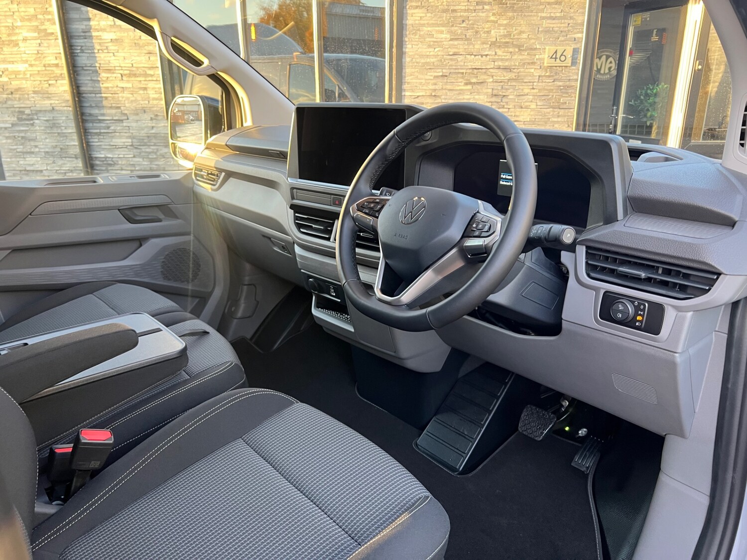 Used Volkswagen Transporter 2025 for sale - 76436156: Photo 33