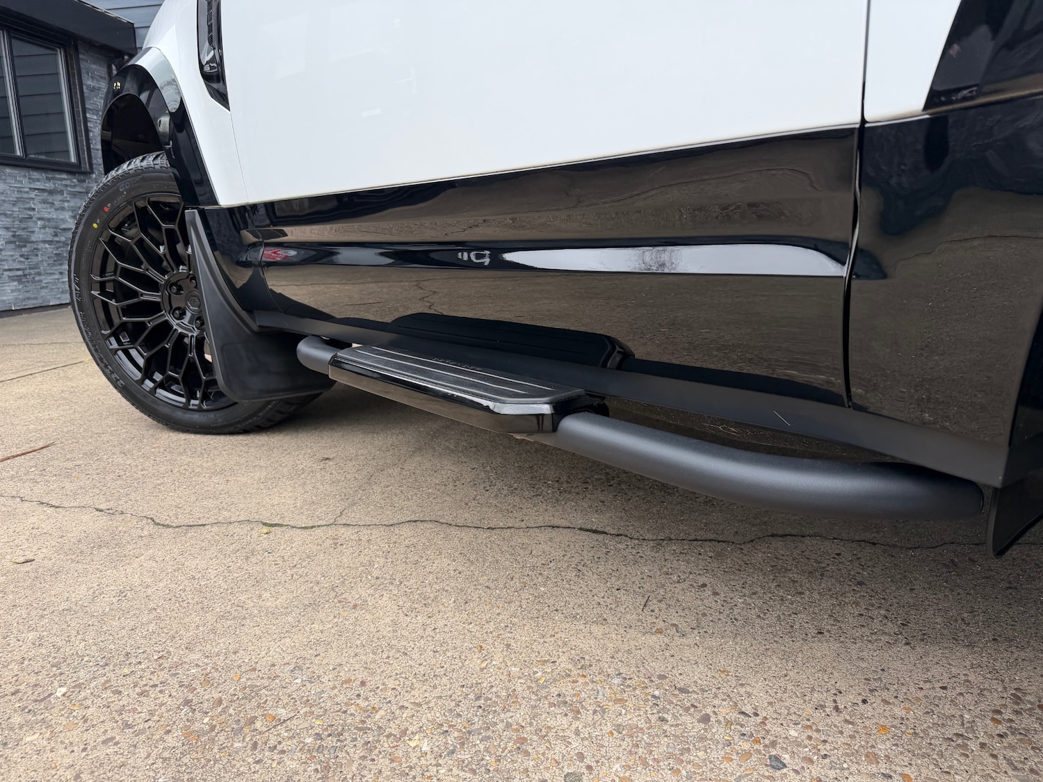 Used Land Rover Defender 2023 for sale - 77872184: Photo 16