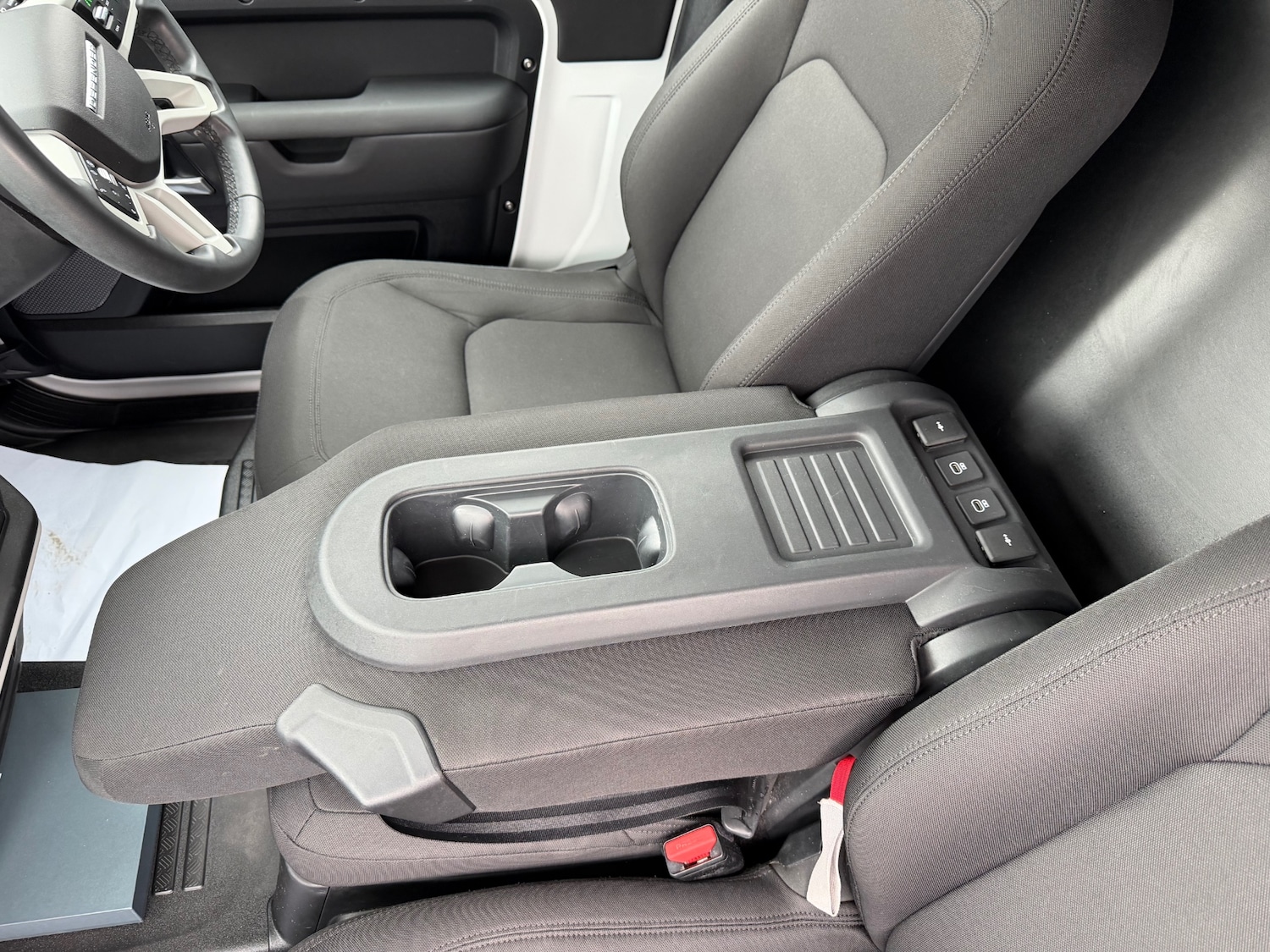 Used Land Rover Defender 2023 for sale - 77872184: Photo 20