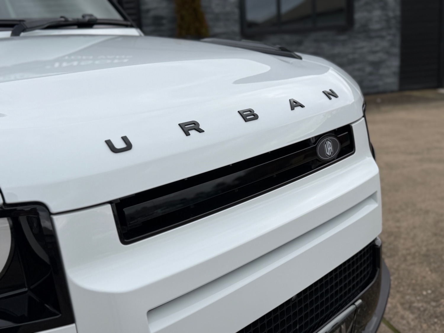 Used Land Rover Defender 2023 for sale - 77872184: Photo 4