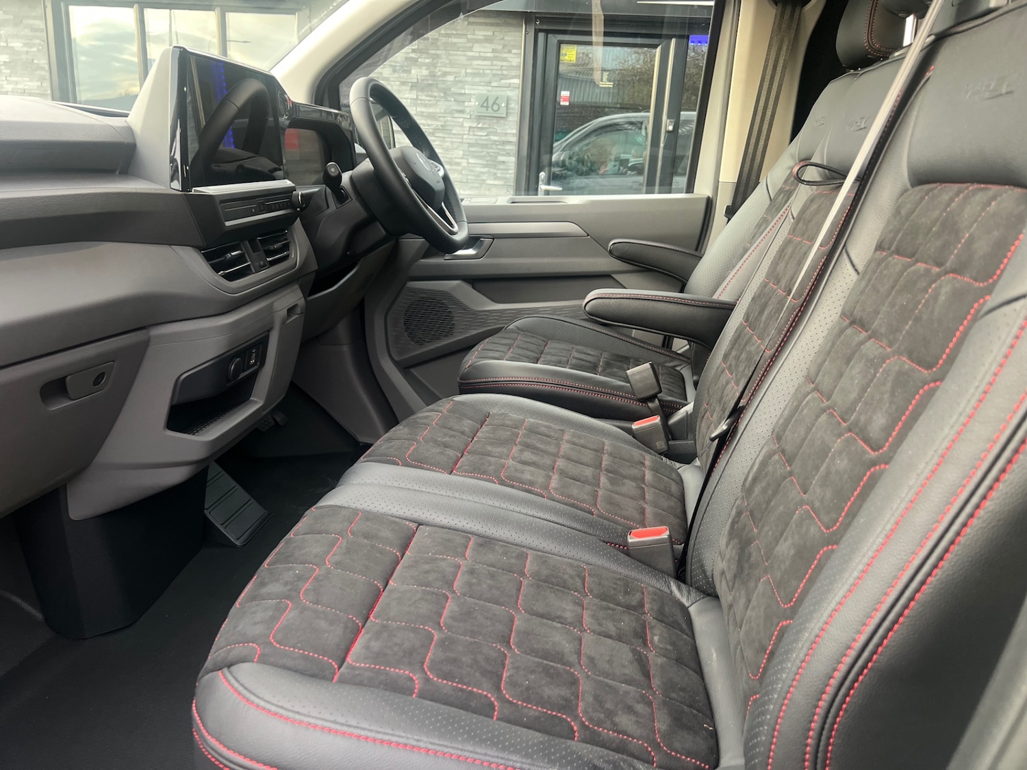 Used Volkswagen Transporter 2025 for sale - 76719280: Photo 11