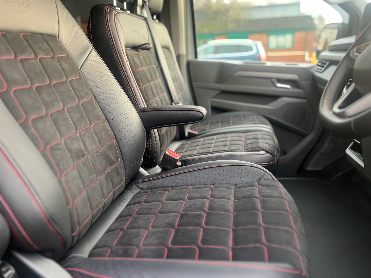 Used Volkswagen Transporter 2025 for sale - 76719280: Photo 4