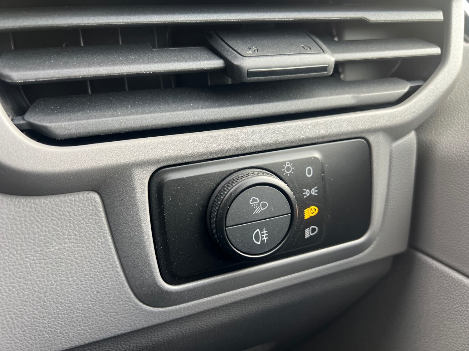 Used Volkswagen Transporter 2026 for sale - 77640202: Photo 31