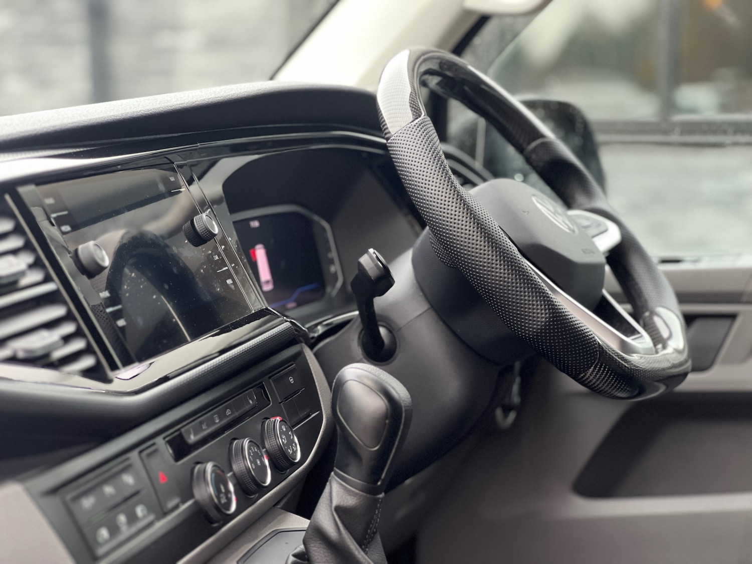 Used Volkswagen Transporter 2024 for sale - 76681928: Photo 16