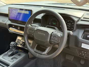 Used Toyota Hilux 2026 for sale - 79759467: Photo