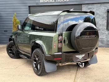 Used Land Rover Defender 2026 for sale - 78540755: Photo
