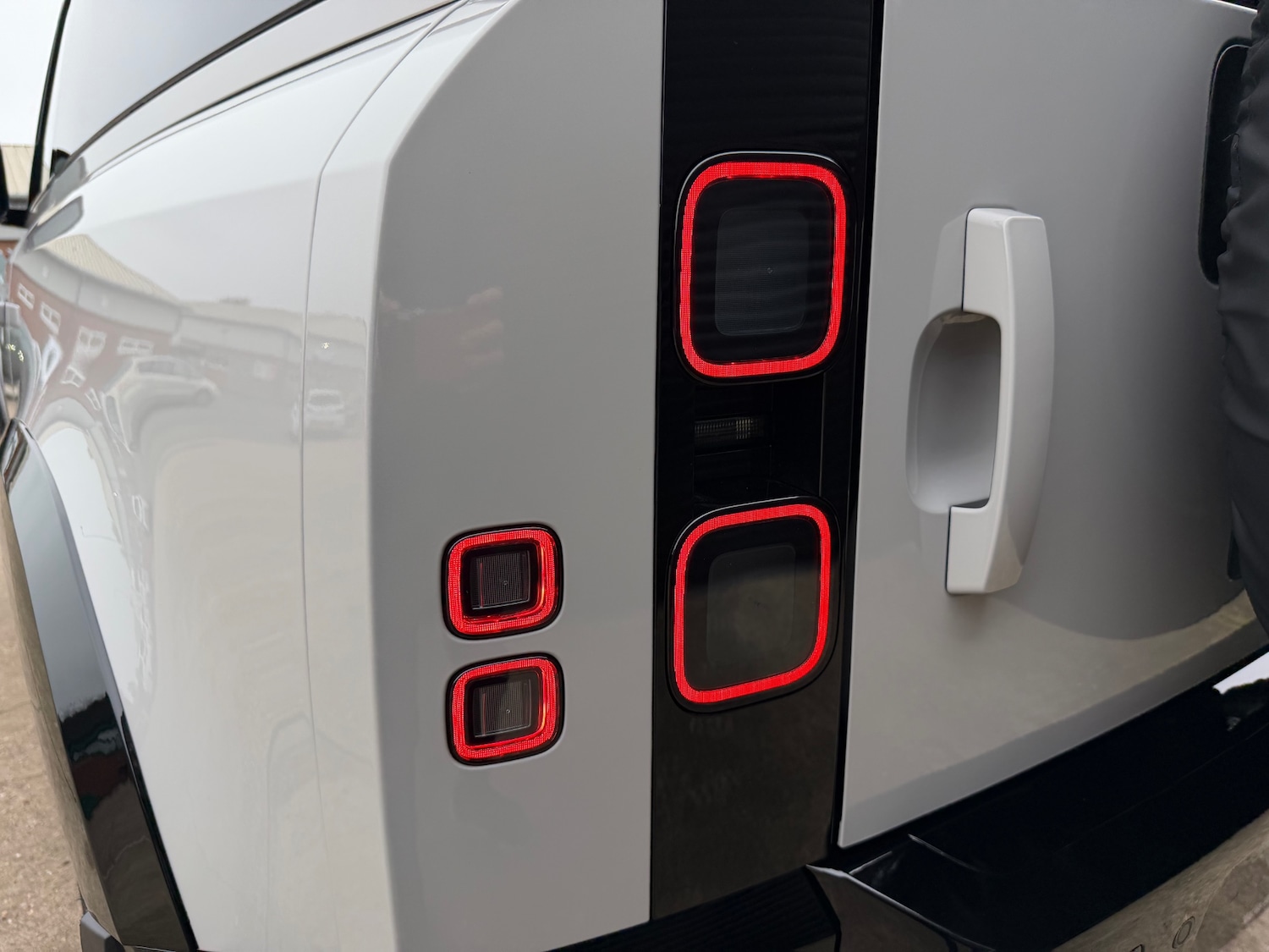 Used Land Rover Defender 2026 for sale - 77504544: Photo 14