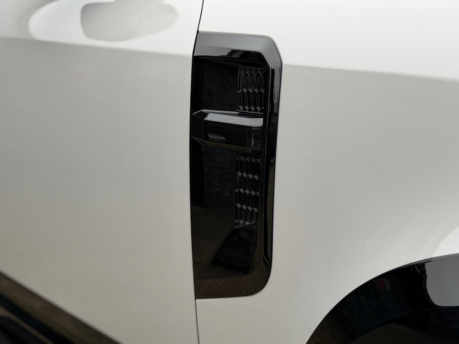 Used Land Rover Defender 2026 for sale - 77504544: Photo 25