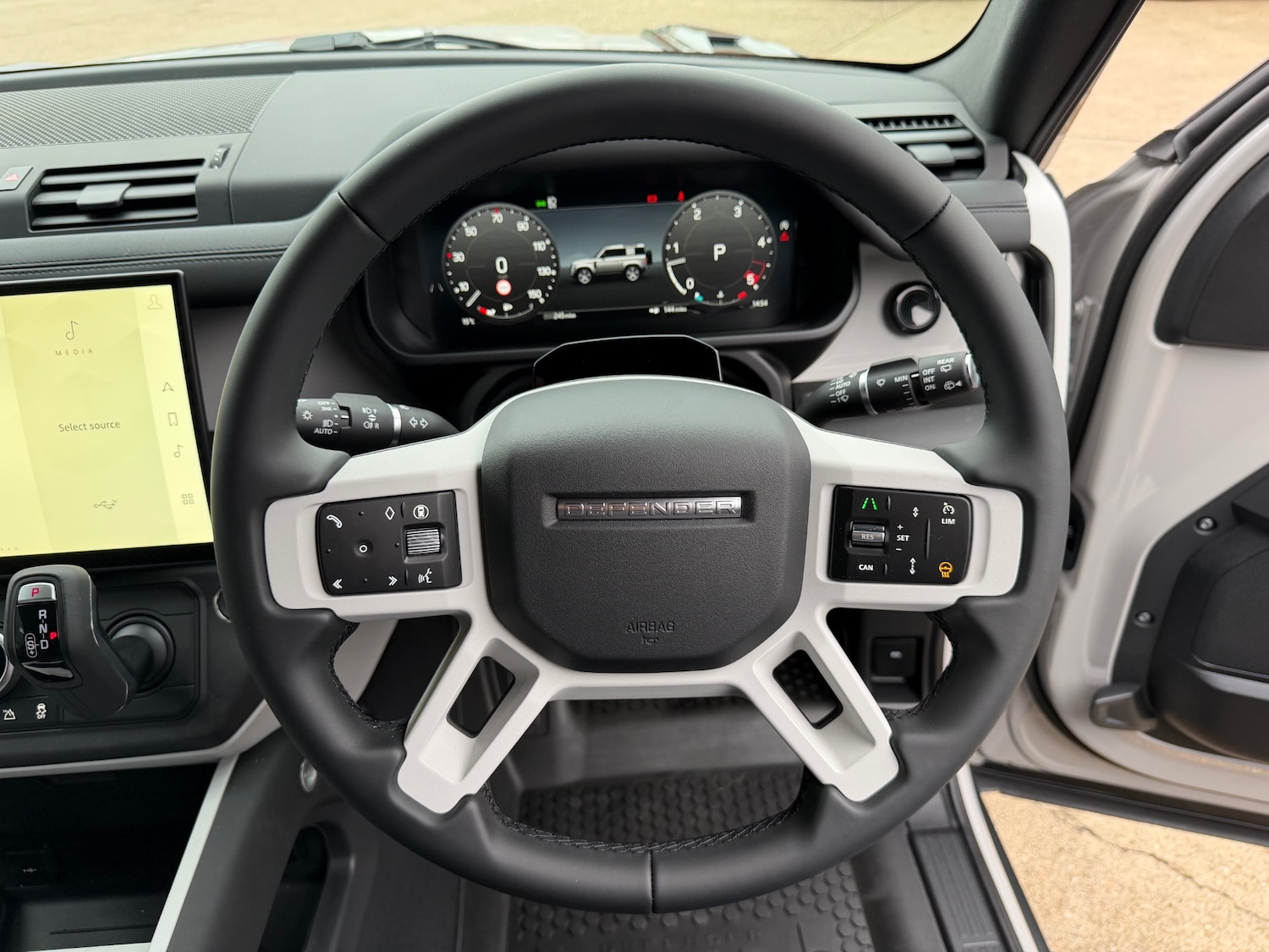 Used Land Rover Defender 2026 for sale - 77504544: Photo 7