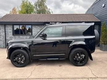 Used Land Rover Defender 2025 for sale - 76193273: Photo