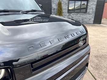 Used Land Rover Defender 2025 for sale - 76193273: Photo