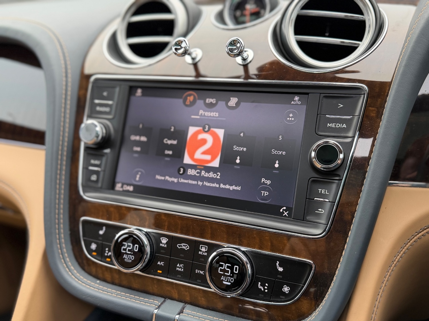 Used Bentley Bentayga 2016 for sale - 77367247: Photo 23