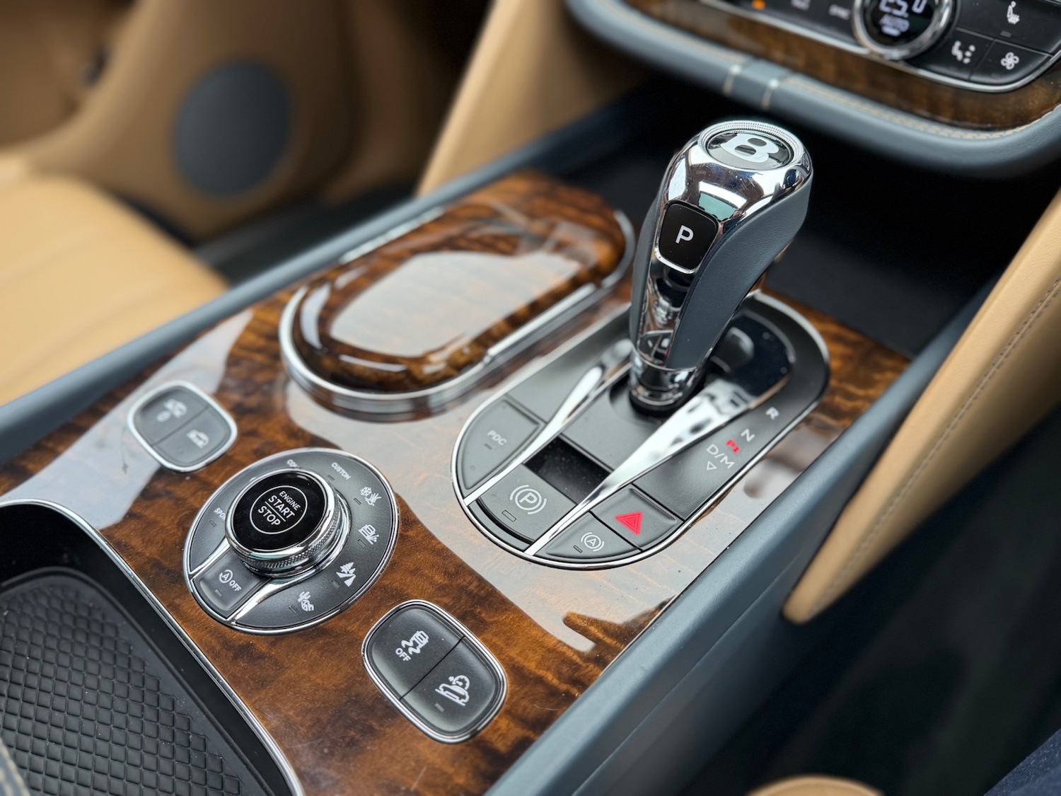 Used Bentley Bentayga 2016 for sale - 77367247: Photo 28