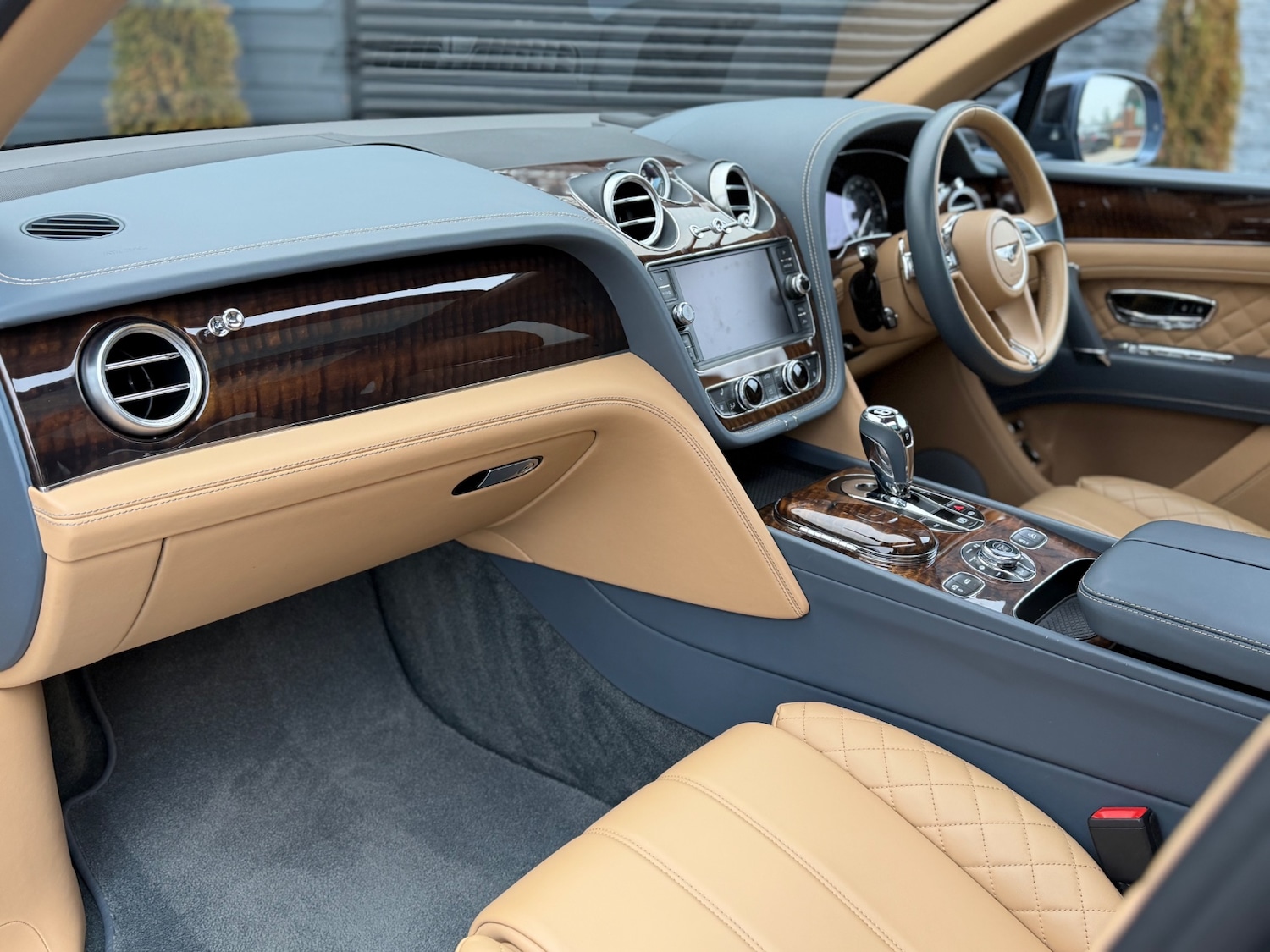 Used Bentley Bentayga 2016 for sale - 77367247: Photo 32