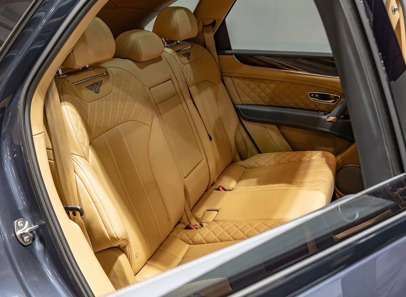 Used Bentley Bentayga 2016 for sale - 77367247: Photo 41