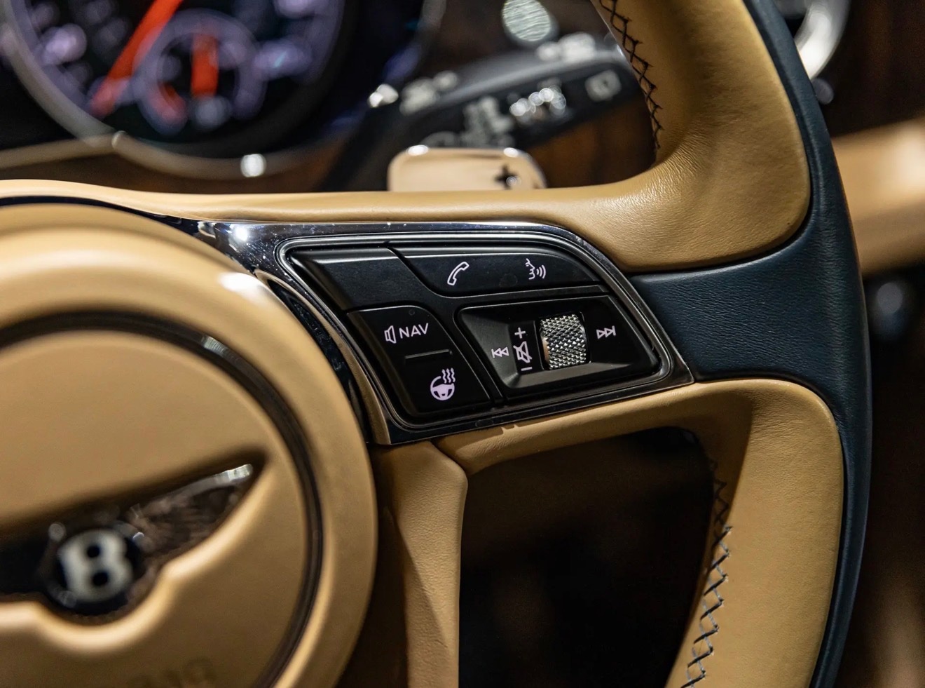 Used Bentley Bentayga 2016 for sale - 77367247: Photo 46