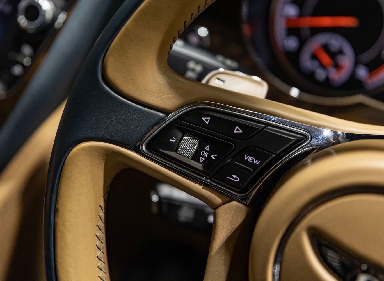 Used Bentley Bentayga 2016 for sale - 77367247: Photo 49