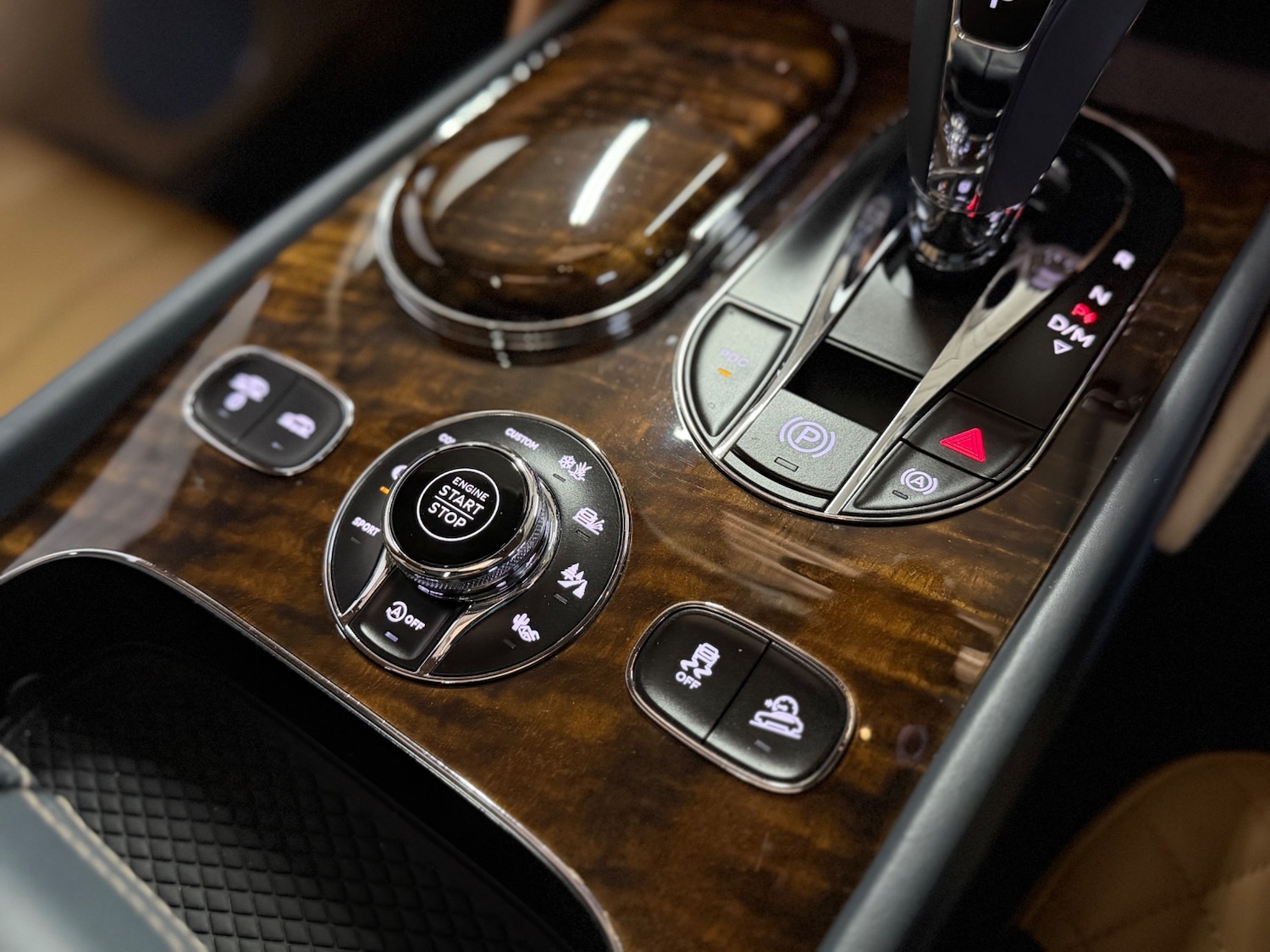 Used Bentley Bentayga 2016 for sale - 77367247: Photo 52