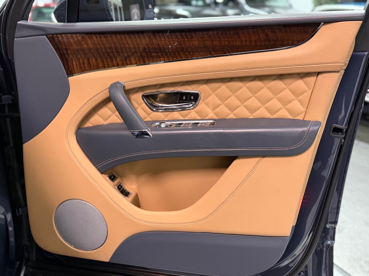 Used Bentley Bentayga 2016 for sale - 77367247: Photo 62