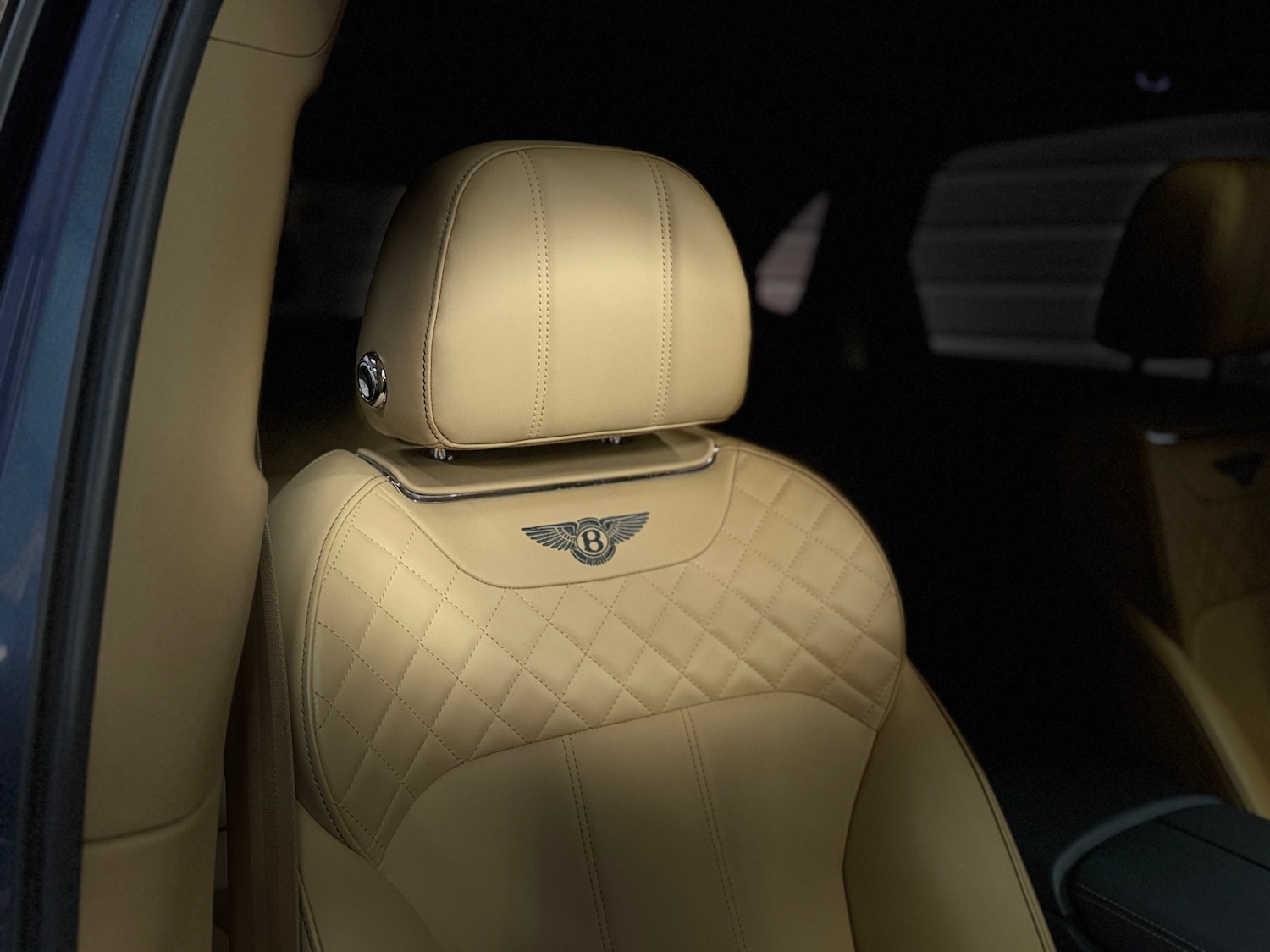 Used Bentley Bentayga 2016 for sale - 77367247: Photo 63