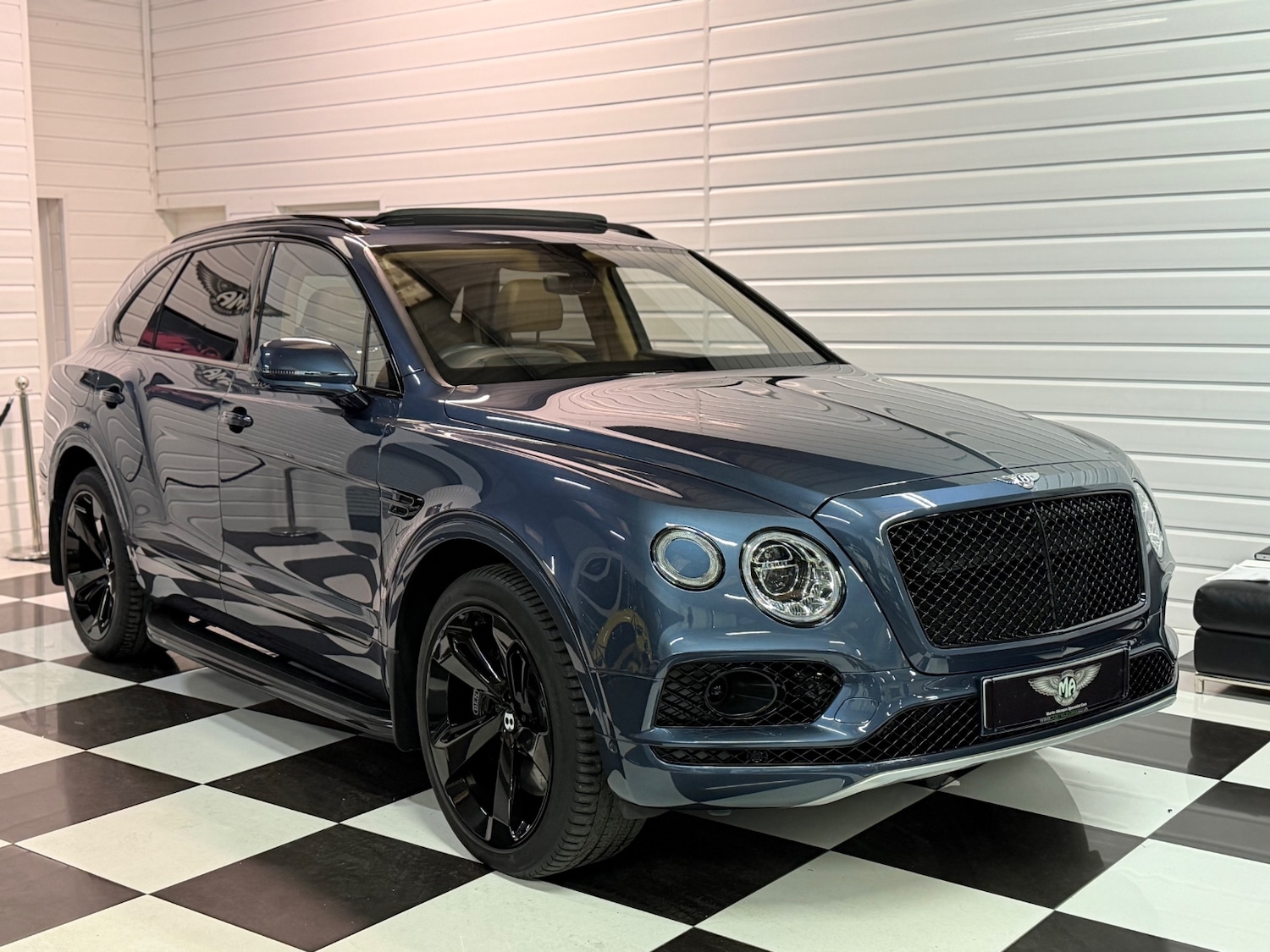 Used Bentley Bentayga 2016 for sale - 77367247: Photo 66