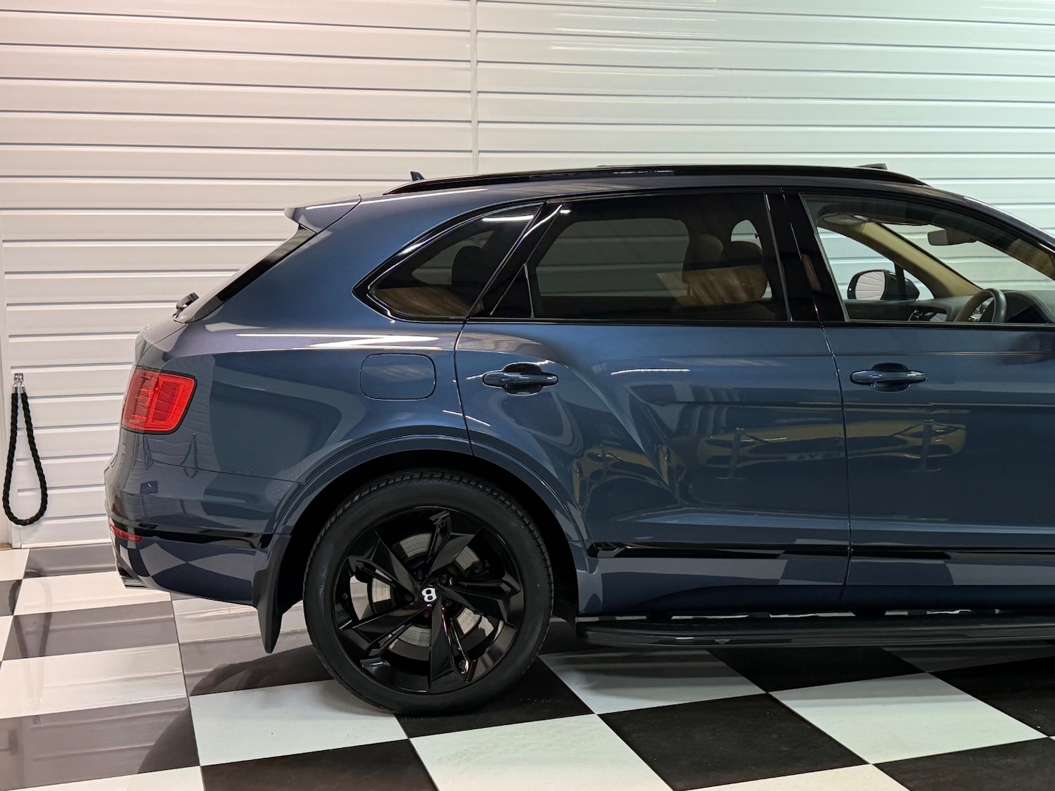 Used Bentley Bentayga 2016 for sale - 77367247: Photo 67