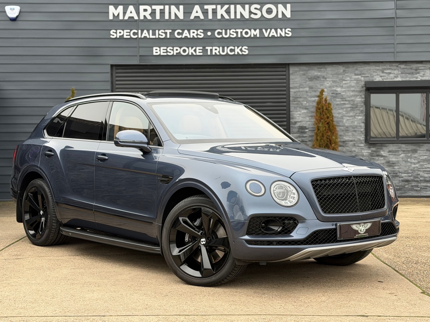 Used Bentley Bentayga 2016 for sale - 77367247: Photo 85
