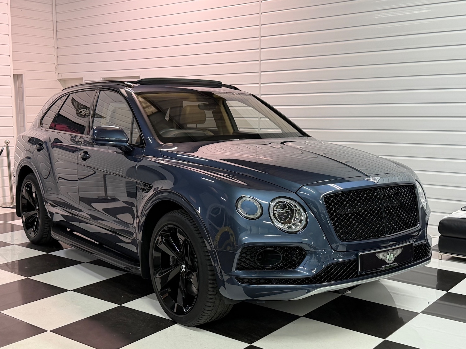 Used Bentley Bentayga 2016 for sale - 77367247: Photo 98