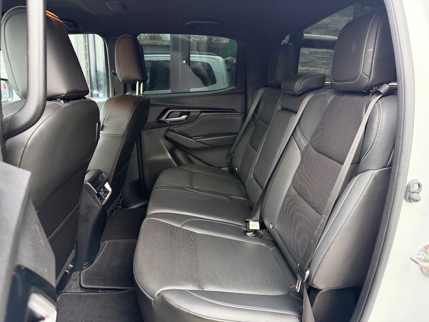 Used Isuzu D-Max 2023 for sale - 77247395: Photo 24