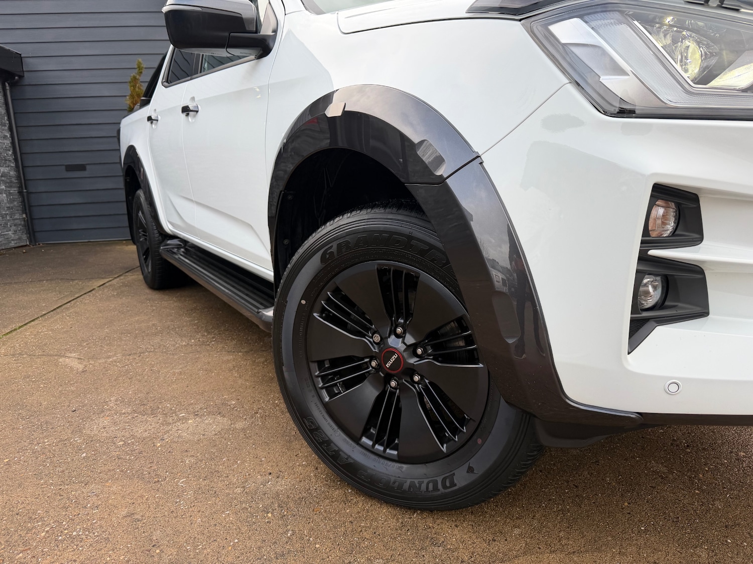 Used Isuzu D-Max 2023 for sale - 77247395: Photo 31