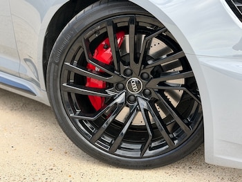 Used Audi RS4 2023 for sale - 79383344: Photo