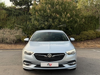 Used Vauxhall Insignia 2018 for sale - 79464392: Photo