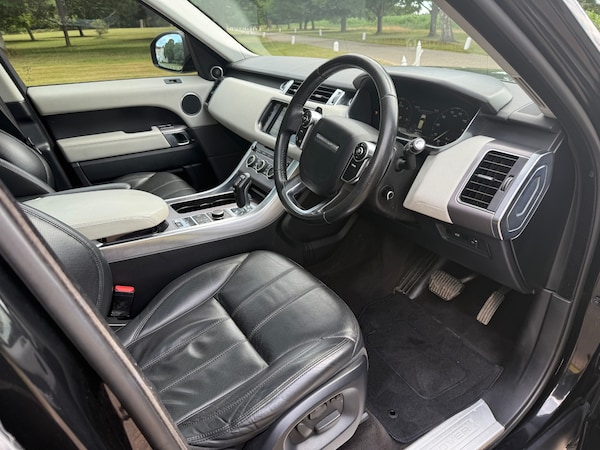 Used Land Rover Range Rover Sport 2014 for sale - 75143476: Photo 11