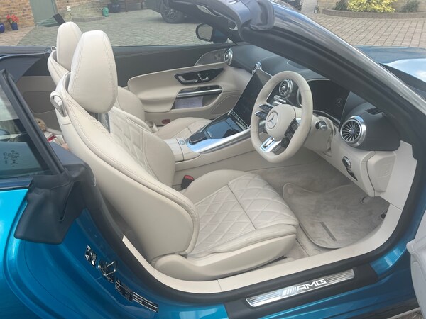 Used Mercedes-Benz SL 2023 for sale - 73838192: Photo 10