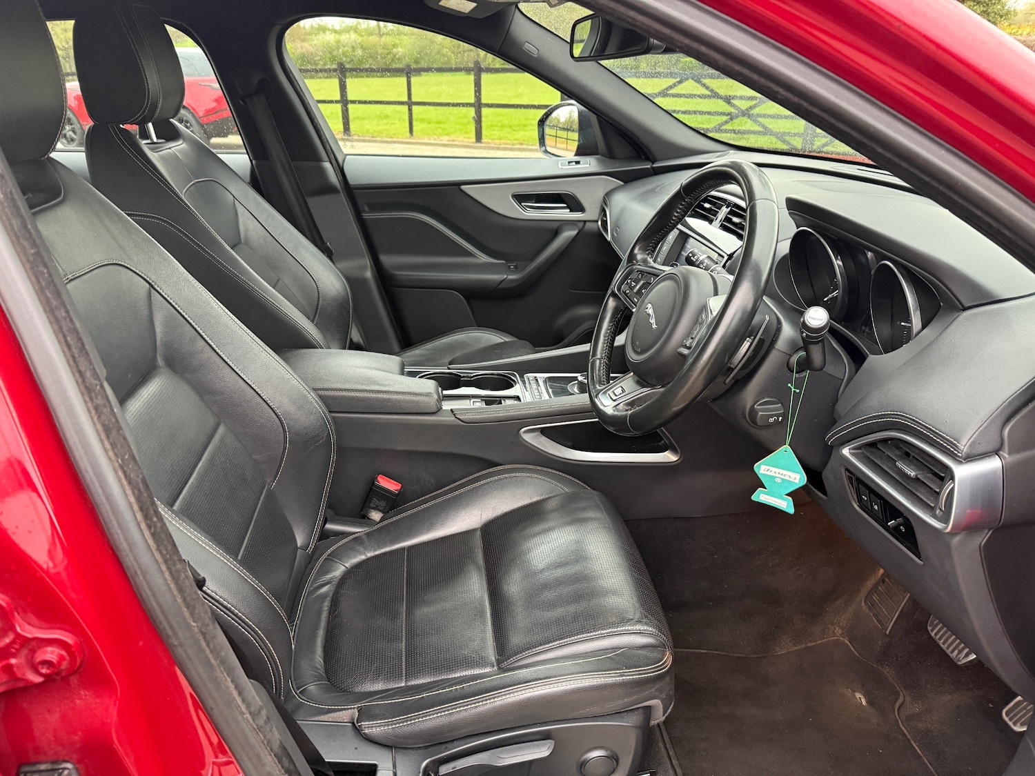 Used Jaguar F-Pace 2016 for sale - 78219646: Photo 9